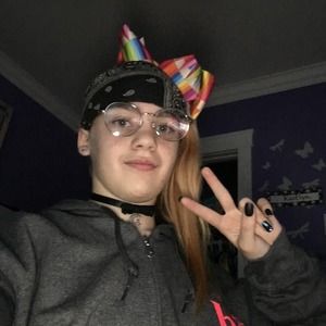 Meet your Posher, Kaitlyn